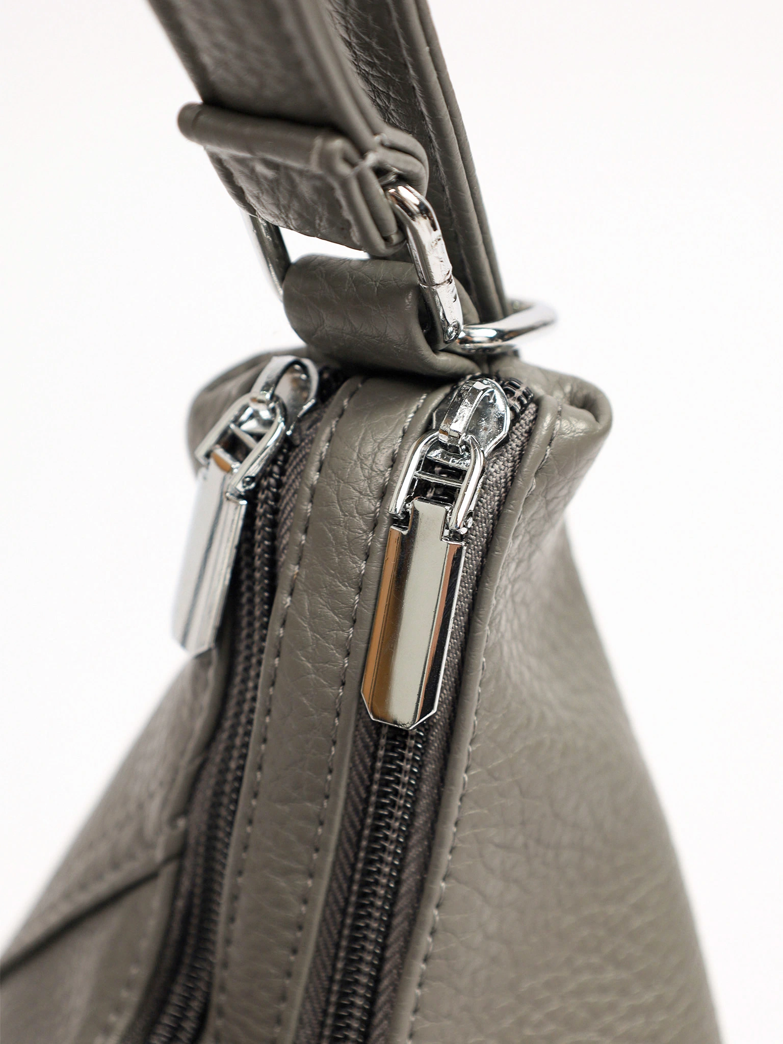 Сумка-шоппер  с декоративным пуллером со стразами в ассортименте